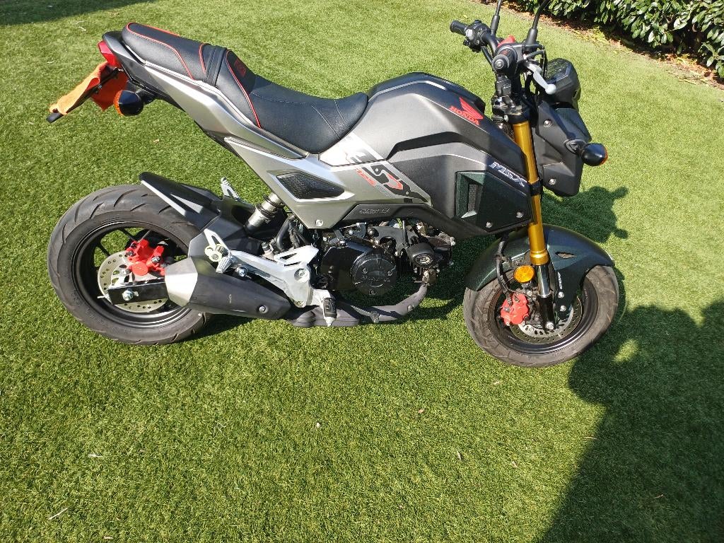 Moto, Motoren, Motoren | Honda, Particulier, Naked bike, 11 kW of minder, 1 cilinder, Minimaal motorrijbewijs A1, ABS, LED Verlichting