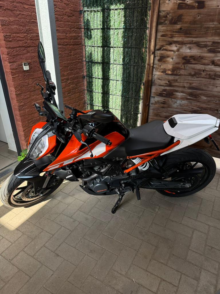 KTM DUKE 125CC // Goede staat // Prijs bespreekbaar!, Motoren, Gebruikt, Particulier, 11 kW of minder, Handgeschakeld