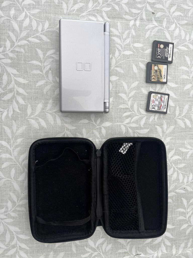 Nintendo ds, Ophalen of Verzenden, Zo goed als nieuw