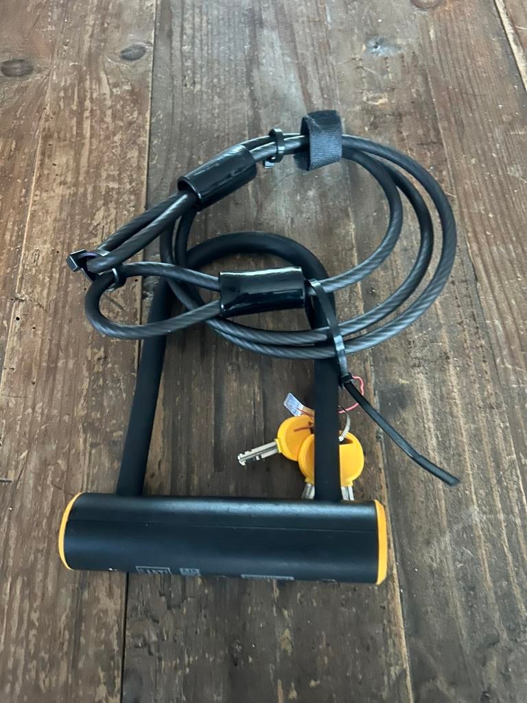 Cadenas decathlon D900M neuf, Enlèvement ou Envoi, Neuf, Cadenas en U