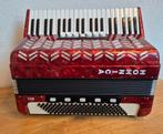 Honica (Hohner) accordeon 120 bas zo goed als nieuw, Ophalen, Met koffer, Toetsaccordeon, Zo goed als nieuw