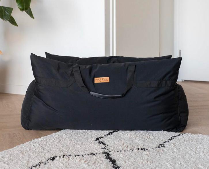 Honden autostoel Pip and Palms, Bijoux, Sacs & Beauté, Sacs | Sacs de voyage & Petits Sacs de voyage, Comme neuf, Enlèvement