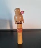 Magnifique Ajisai Kokeshi de Hitomi Noboru, Envoi