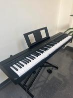 Piano numérique Yamaha P-45 Black noir + support, Musique & Instruments, Pianos, Enlèvement, Comme neuf, Noir, Piano
