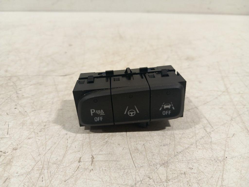 Schakelaar Opel Grandland, Onderdelen@venauto.nl, Van der Ven Autorecycling B.V., Gebruikt, Ettenseweg 76, 4706 PB Roosendaal, The Netherlands