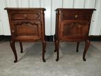Louis XV Stijl twee nachtkastjes. Het kan geleverd worden., Ophalen, Gebruikt, Hout