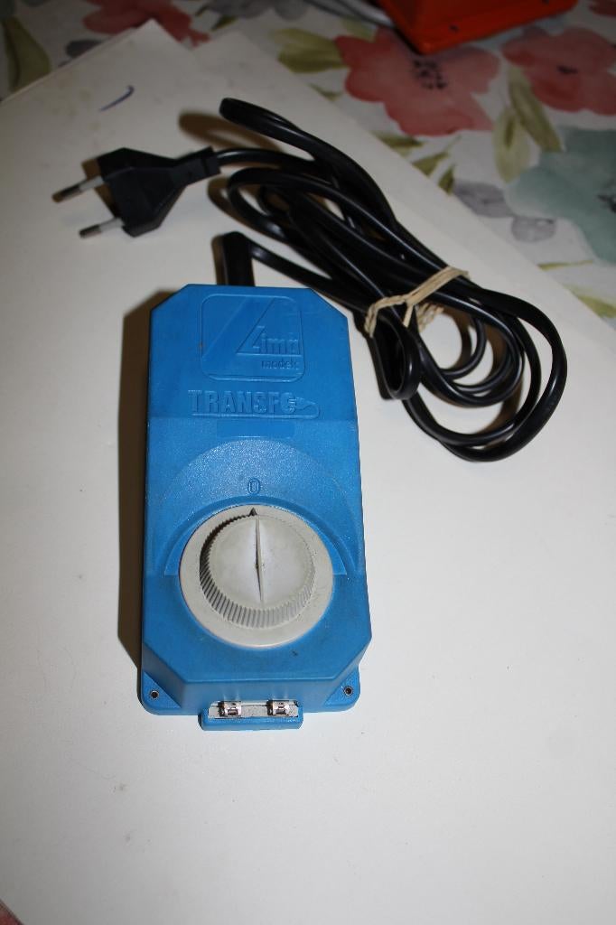 Lima ho transformatie 2052, Hobby en Vrije tijd, Transformator of Voeding, Gebruikt, Gelijkstroom, Verzenden