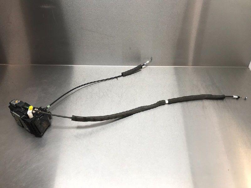 BARRE DE SERRURE DE PORTE AVANT GAUCHE Nissan Juke (F15), Autos : Pièces & Accessoires, Utilisé, Nissan