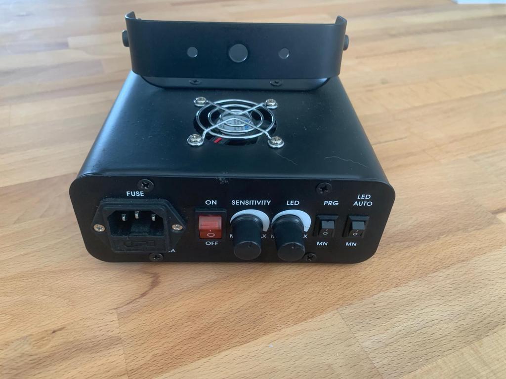 Te koop laser €15, Ophalen, Gebruikt, Laser, Geluidgestuurd