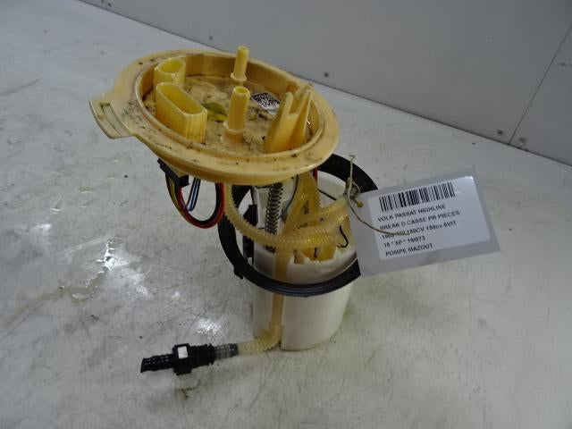POMPE CARBURANT C Passat Variant (3G5) (3Q0919050), Autos : Pièces & Accessoires, Systèmes à carburant, Volkswagen, Utilisé