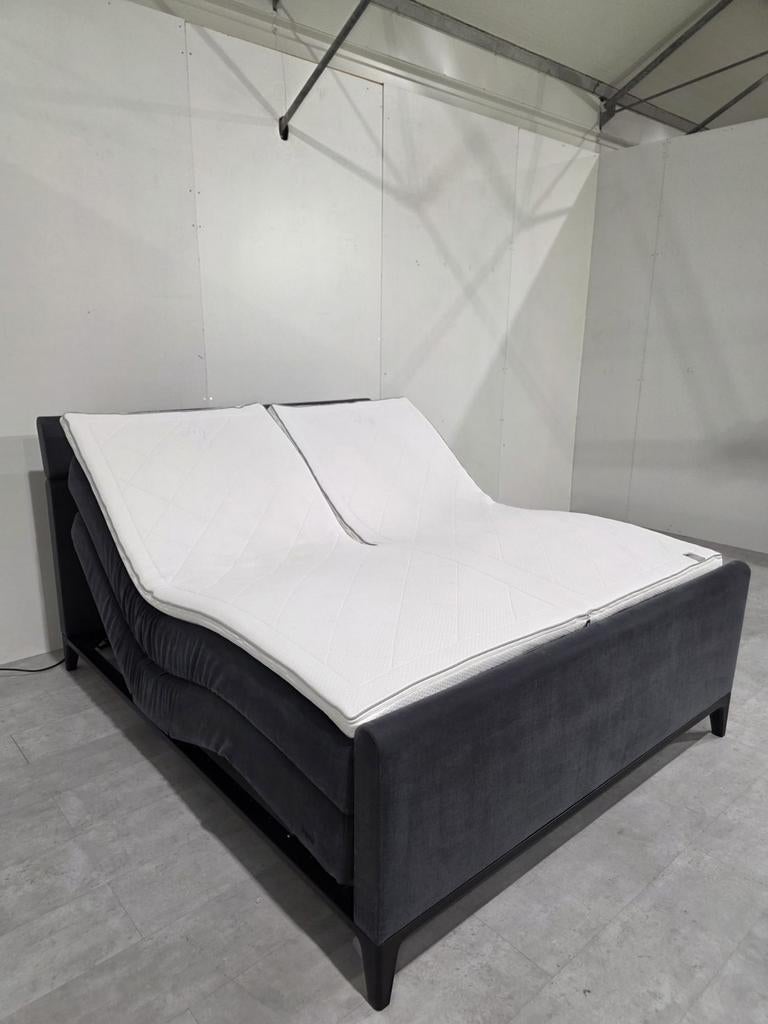 Auping Criade Elektrisch Boxspring 180x200 M2, Tweepersoons, Ophalen of Verzenden, Zo goed als nieuw, 180 cm