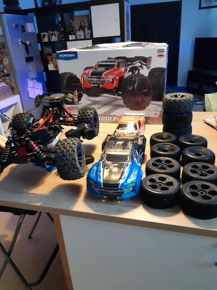 Arrma kraton blx 6s v5 de 2025 2batteries, Hobby en Vrije tijd, Modelbouw | Radiografisch | Auto's, Gebruikt, Auto offroad, Elektro