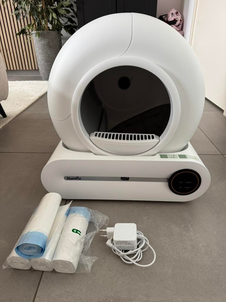 Nuvona zelfreinigende kattenbak, in perfecte staat als nieuw, Dieren en Toebehoren, Ophalen, Zo goed als nieuw
