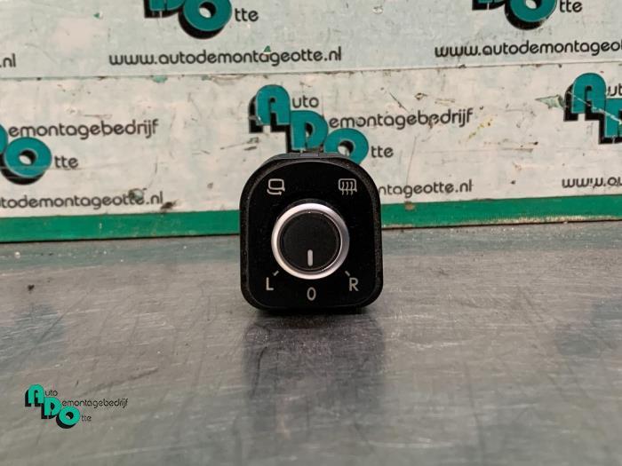 Commutateur rétroviseur d'un Volkswagen Jetta (Jetta 05-), Autos : Pièces & Accessoires, Tableau de bord & Interrupteurs, Volkswagen