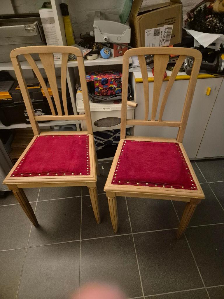 4 chaises, Maison & Meubles, Chaises, Rouge, Comme neuf, Enlèvement, Tissus