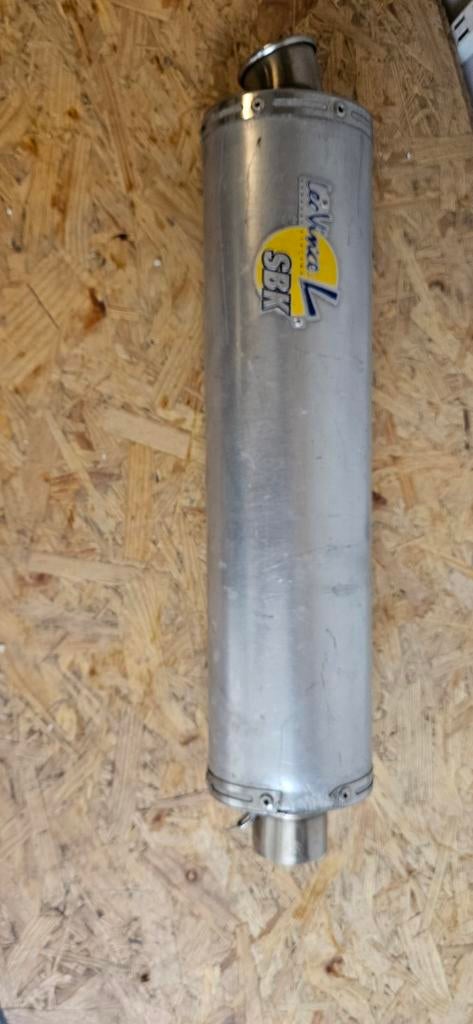 Pot d echappement moto, Motos