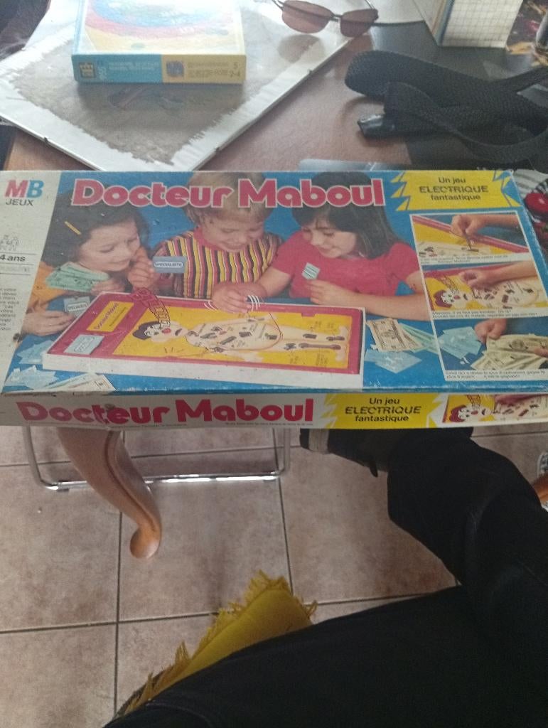 Ancien docteur maboul de 1978, Enlèvement