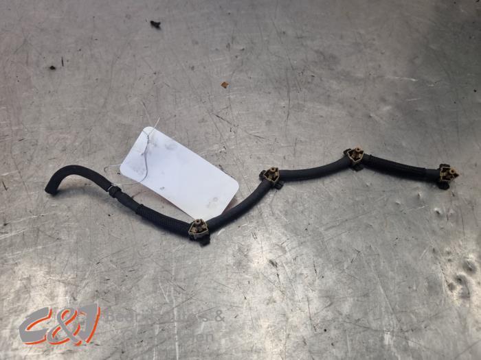 Tuyau retour carburant d'un Volkswagen Caddy, Autos : Pièces & Accessoires, Systèmes à carburant, Volkswagen, Utilisé, 3 mois de garantie