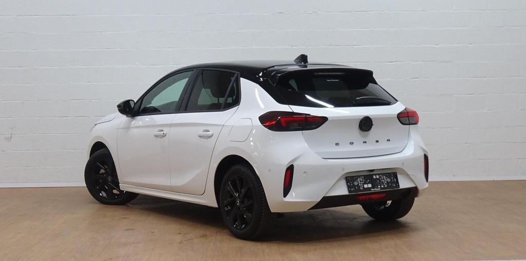 Opel Corsa 1.2 GS +gps+camera+park pilot, Auto's, Voorwielaandrijving, Stof, Zwart, 580 kg