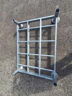 Ijzere stapelrek grijs metaal, Zakelijke goederen, Ophalen