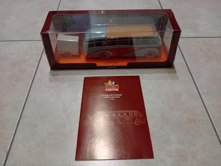 Kuifje autobus van Swissair Saurer 3CH Geseald, Verzamelen, Stripfiguren, Nieuw, Overige typen, Kuifje, Ophalen of Verzenden