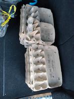 Eierdozen heel veel verschillende maten, Ophalen