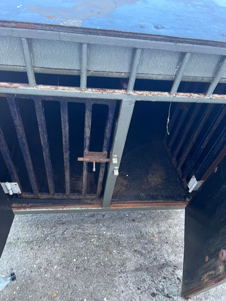 Honden trailer, Ophalen, Gebruikt