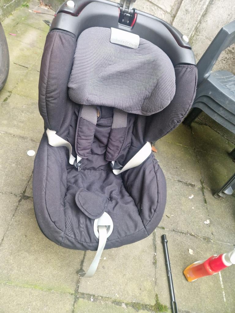 Siège auto 8 mois a 4 an