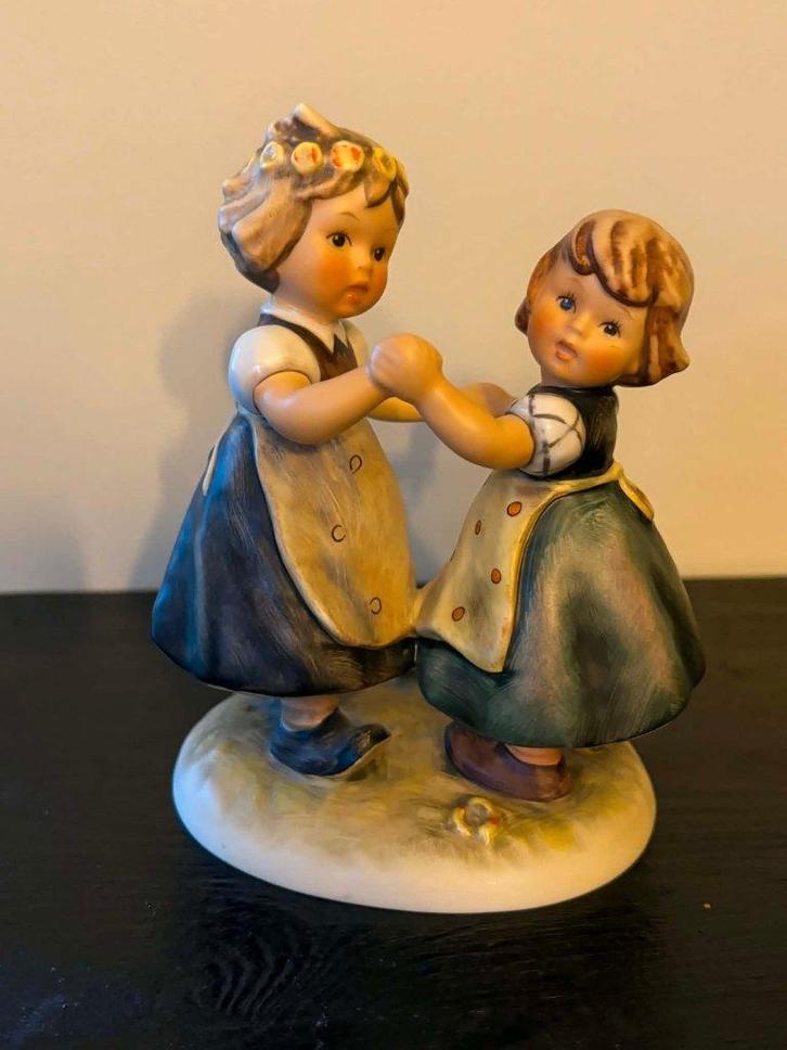 Hummel Goebel, Spring dance, Collections, Statues & Figurines, Utilisé, Hummel, Enlèvement ou Envoi