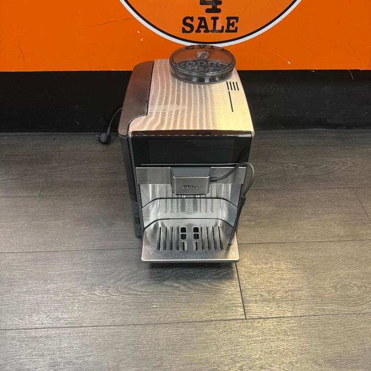 Siemens EQ6 Series 700 | Volautomatische espressomachine, Elektronische apparatuur, Koffiezetapparaten, Zo goed als nieuw, Koffiebonen