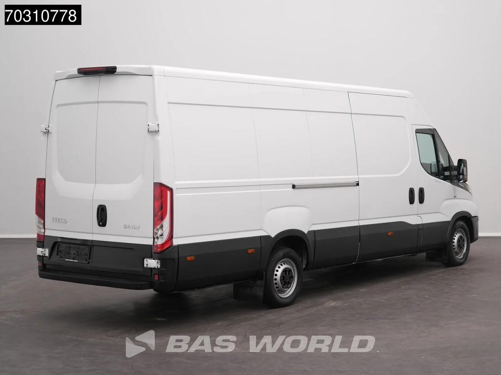 Iveco Daily 35S16 Automaat L3H2 3,5t Trekhaak Airco Camera P, Auto's, Automaat, Stof, Gebruikt, Euro 6