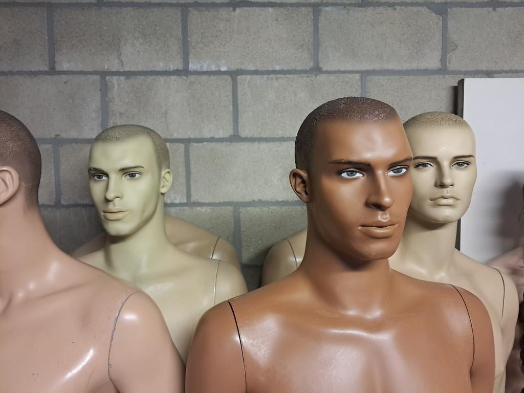 Realistische heren paspoppen militaria paspop etalagepop, Antiek en Kunst, Ophalen