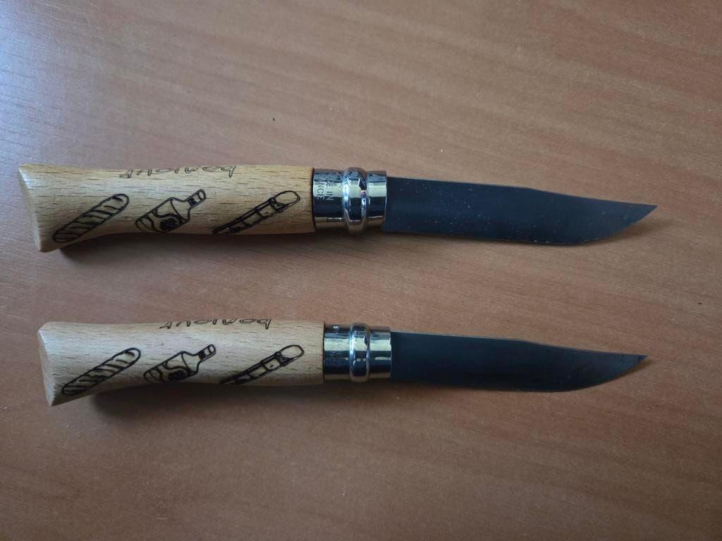 Opinel Nr.7 Nr. 8 baguette Vin Saucisse, Collections, Collections Autre, Comme neuf, Enlèvement ou Envoi