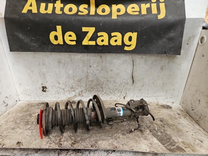 Schokdemperpoot rechts-voor van een Saab 9-3, Auto-onderdelen, Gebruikt, -, -, Ophalen of Verzenden
