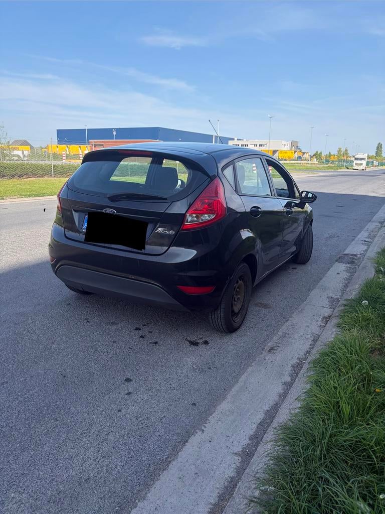 Ford fiesta année 2010, Auto's, Ford, Bluetooth, Benzine, Handgeschakeld, Ophalen