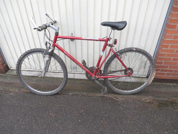 garage à louer à Malines, Immo, Garages & Places de parking, Malines