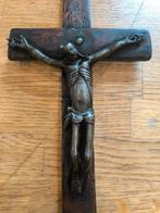 Oud kruisbeeld, Verzamelen, Ophalen