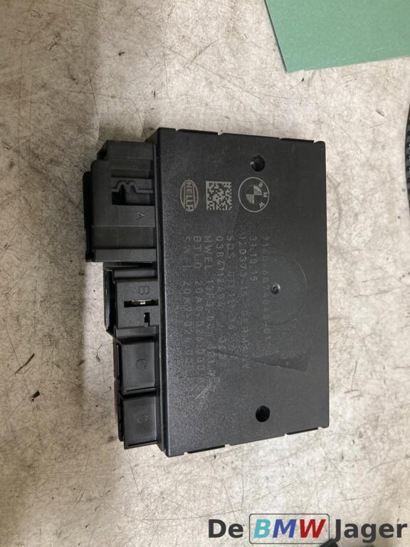 Trekhaak module BMW F10 F11 F12 F13 F06 F07 F30 F31 6874848, Auto-onderdelen, Elektronica en Kabels, BMW, Gebruikt, Ophalen of Verzenden