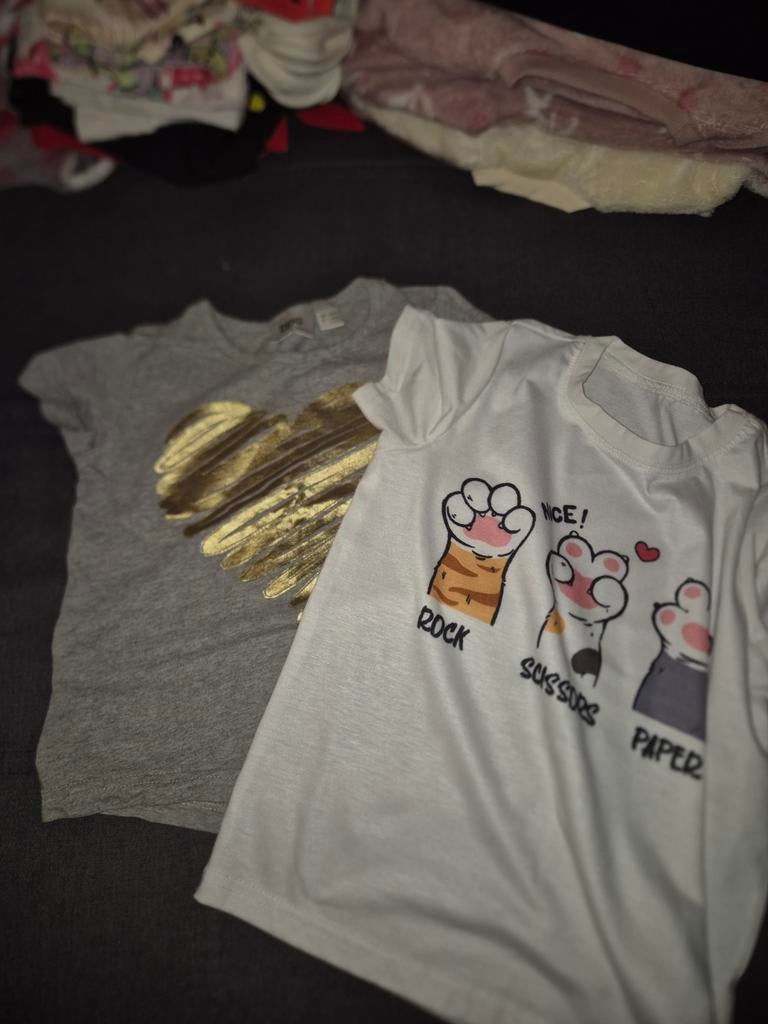Lot de 2 tshirts fille 7 ans