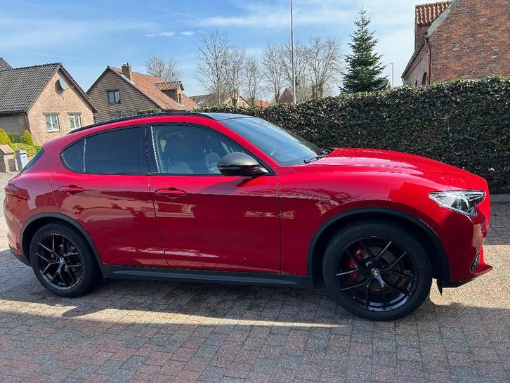 Alfa Romeo Stelvio 2019, 160 ch, diesel, 151 000 km, Autos, Alfa Romeo, Particulier, Stelvio, ABS, Caméra de recul, Phares directionnels