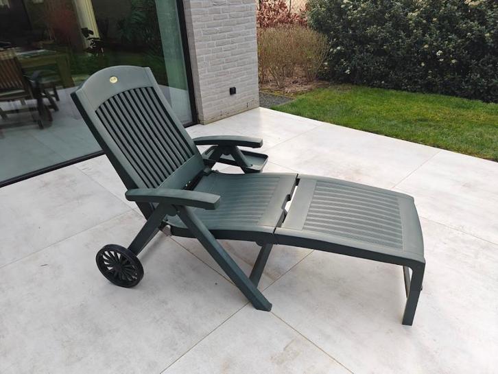 Hartman kunststof ligbed - inklapbaar, Tuin en Terras, Ligbedden, Kunststof, Inklapbaar, Verstelbaar, Verrijdbaar, Ophalen