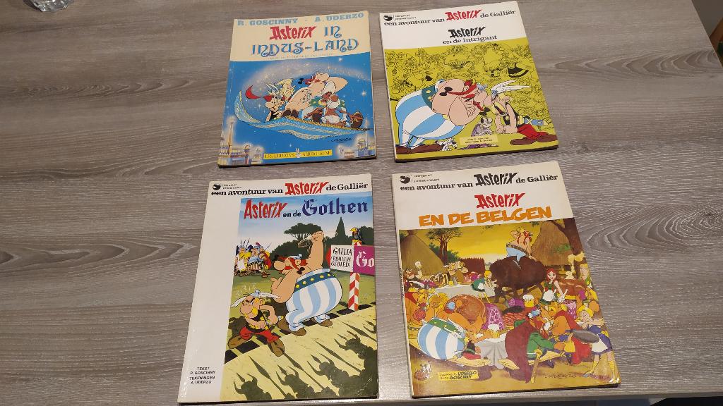 Asterix 4 strips, Ophalen, Gelezen
