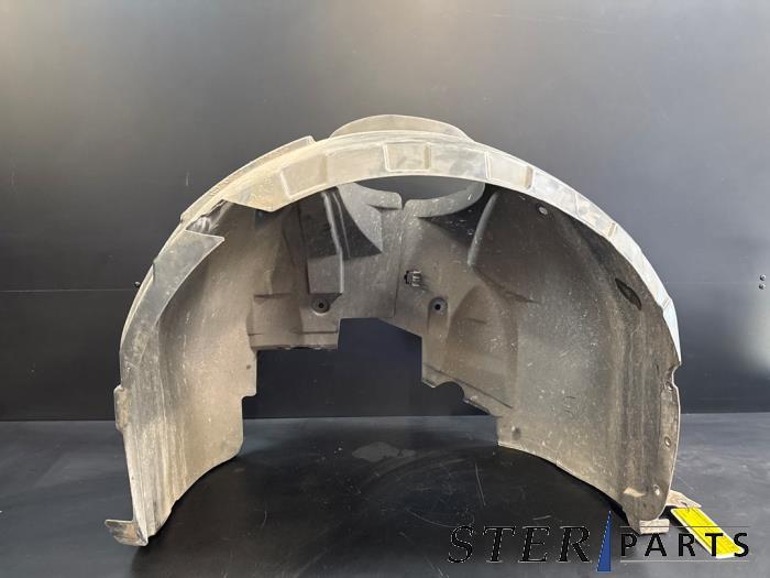 Passage de roue d'un Mercedes Vito, Autos : Pièces & Accessoires, Carrosserie & Tôlerie, Mercedes-Benz, Utilisé, 3 mois de garantie