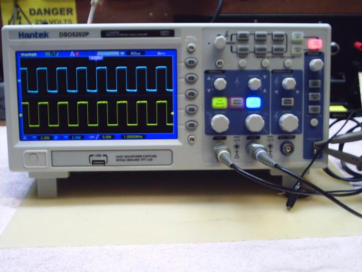 Digitale oscilloscoop HANTEK DSO5202P, Doe-het-zelf en Bouw, Meetapparatuur, Zo goed als nieuw, Overige meters, Verzenden