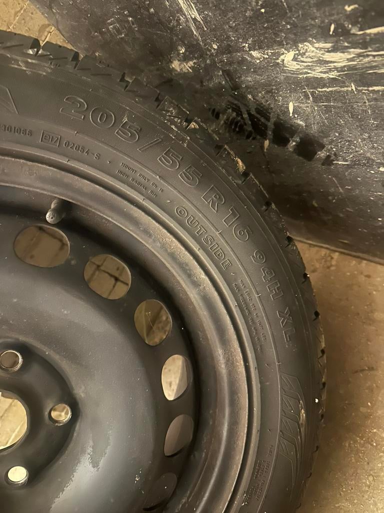 Pneu voiture, Enlèvement, Comme neuf