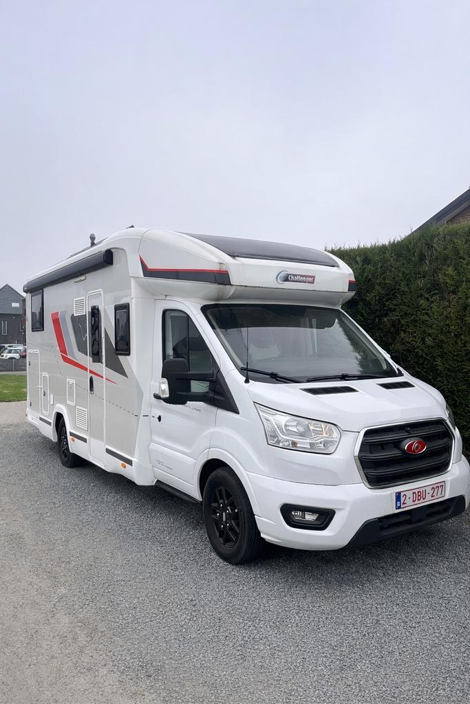 Ford challenger graphite 337, Caravanes & Camping, Camping-cars, Particulier, Challenger, Ford, Électrique, Automatique, Enlèvement