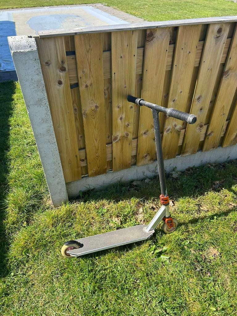 Stuntstep, Fietsen en Brommers, Steps, Ophalen, Zo goed als nieuw, Gewone step