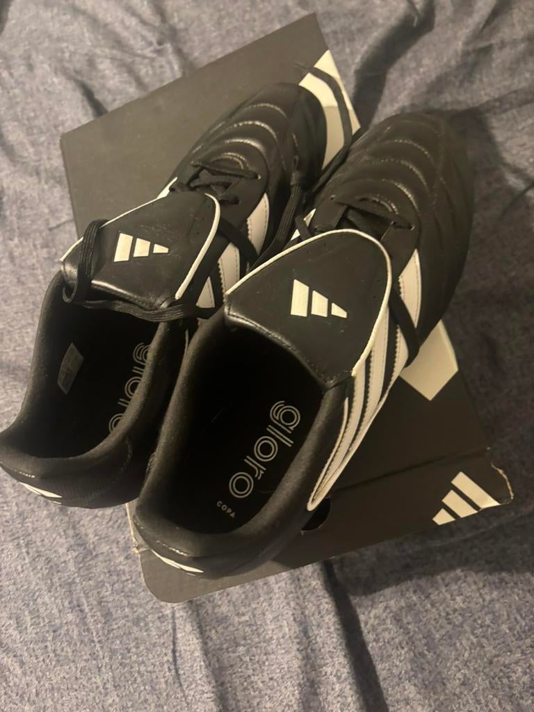 Adidas Copa Glora 2 SG, Enfants & Bébés, Vêtements de bébé | Chaussures & Chaussettes, Enlèvement, Comme neuf