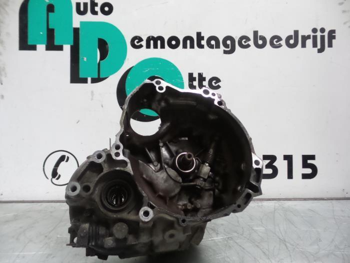 Versnellingsbak van een Daihatsu Cuore (Cuore 03-), Auto-onderdelen, Transmissie en Toebehoren, Daihatsu, Gebruikt, 3 maanden garantie
