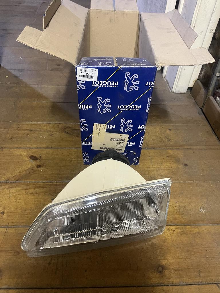 koplamp links Peugeot 106 1991 tot 1996, Ophalen, Gebruikt, Peugeot